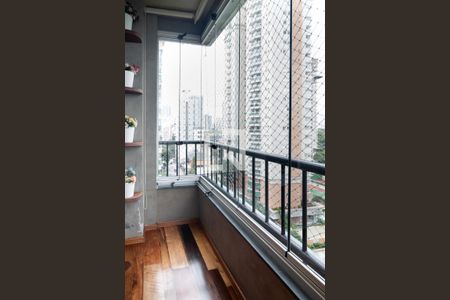 Sala / Varanda de apartamento à venda com 2 quartos, 72m² em Campo Belo, São Paulo