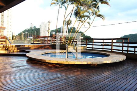 Apartamento para alugar com 50m², 1 quarto e 2 vagasPiscina