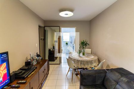 Sala de casa de condomínio à venda com 2 quartos, 90m² em Saúde, São Paulo