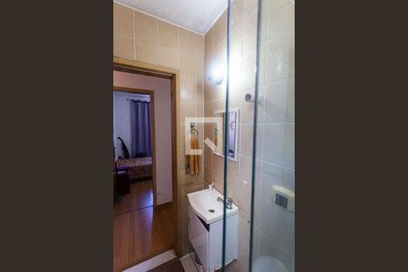 Apartamento à venda com 68m², 3 quartos e 1 vaga Apartamento à venda com 68m², 3 quartos e 1 vagaBanheiro Social