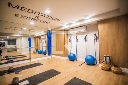 Studio à venda com 25m², 1 quarto e sem vaga Studio à venda com 25m², 1 quarto e sem vagaMeditação e Yoga