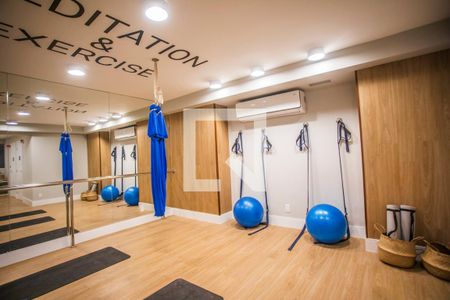 Studio à venda com 25m², 1 quarto e sem vaga Studio à venda com 25m², 1 quarto e sem vagaMeditação e Yoga