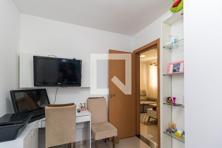 Quarto 2 de apartamento à venda com 2 quartos, 48m² em Humaitá, Porto Alegre