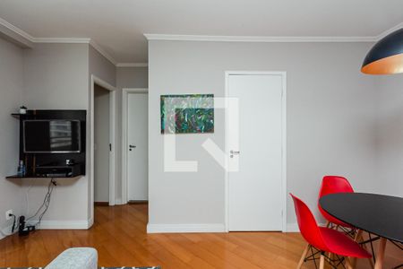 Sala de apartamento para alugar com 2 quartos, 56m² em Indianópolis, São Paulo