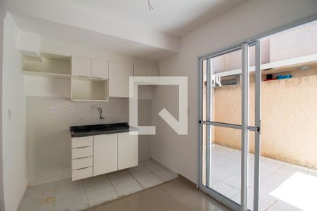 Casa de condomínio para alugar com 53m², 2 quartos e 1 vagaCozinha