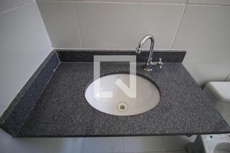 Casa de condomínio para alugar com 53m², 2 quartos e 1 vagaBanheiro