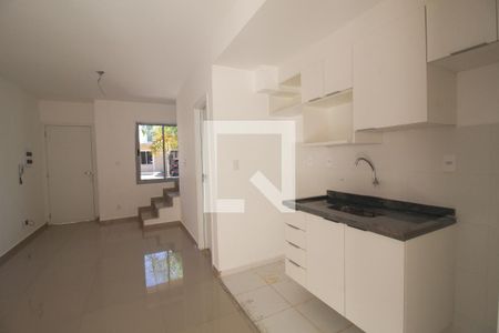 Casa de condomínio para alugar com 53m², 2 quartos e 1 vagaCozinha