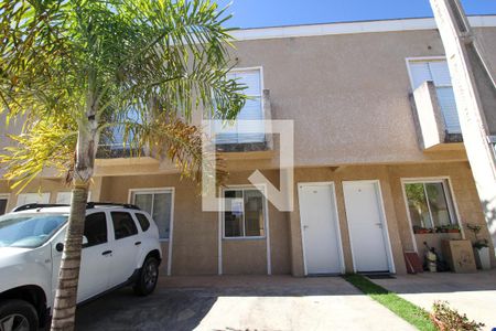 Casa de condomínio para alugar com 53m², 2 quartos e 1 vagaFachada 