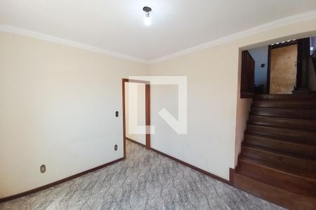 Sala 2  de casa à venda com 4 quartos, 200m² em Tupi, Belo Horizonte