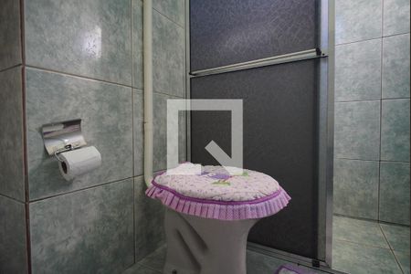 Casa à venda com 133m², 3 quartos e 2 vagasBanheiro 