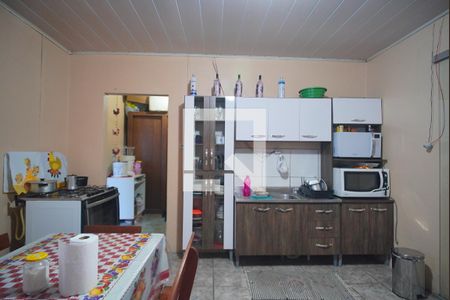 Casa à venda com 133m², 3 quartos e 2 vagasCozinha 