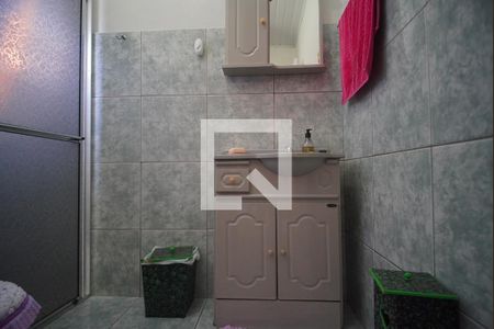 Casa à venda com 133m², 3 quartos e 2 vagasBanheiro 