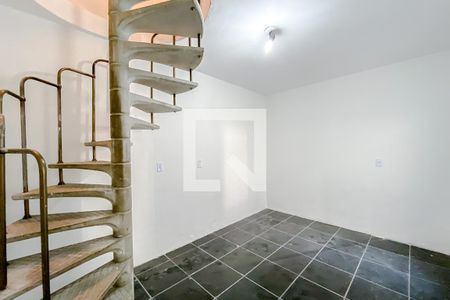 Sala de casa para alugar com 2 quartos, 138m² em Vila Oratório, São Paulo