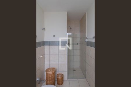 Apartamento para alugar com 275m², 3 quartos e 2 vagas Apartamento para alugar com 275m², 3 quartos e 2 vagasBanheiro da Suíte 3
