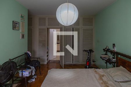 Apartamento para alugar com 275m², 3 quartos e 2 vagas Apartamento para alugar com 275m², 3 quartos e 2 vagasQuarto 2 - Suíte 2