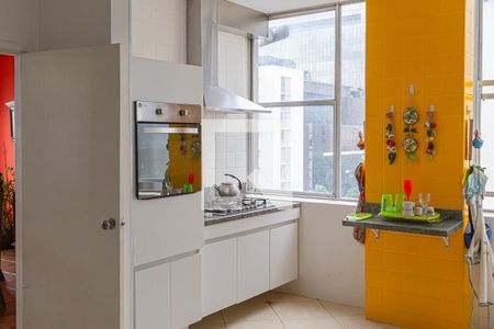 Apartamento para alugar com 275m², 3 quartos e 2 vagas Apartamento para alugar com 275m², 3 quartos e 2 vagasCozinha