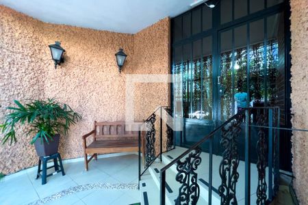 Apartamento para alugar com 96m², 2 quartos e sem vagaEntrada