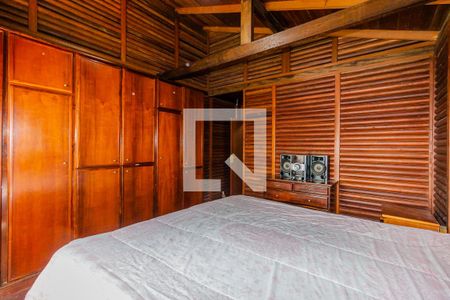 Quarto 1 de casa à venda com 3 quartos, 203m² em Camaquã, Porto Alegre