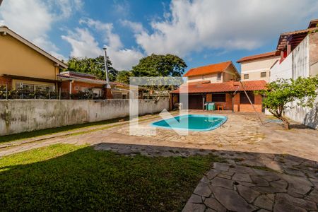 Casa à venda com 203m², 3 quartos e 4 vagas Casa à venda com 203m², 3 quartos e 4 vagasQuintal