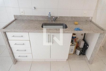 Apartamento à venda com 100m², 2 quartos e 1 vagaCozinha