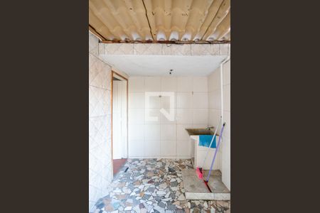 Casa para alugar com 100m², 2 quartos e 2 vagasLavanderia