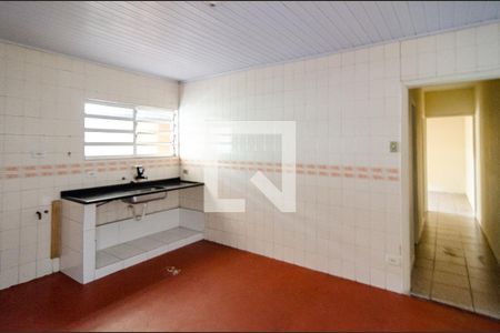 Casa para alugar com 100m², 2 quartos e 2 vagasCozinha