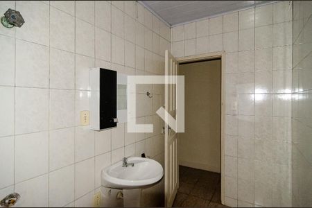 Casa para alugar com 100m², 2 quartos e 2 vagasBanheiro Social