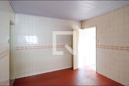 Casa para alugar com 100m², 2 quartos e 2 vagasCozinha