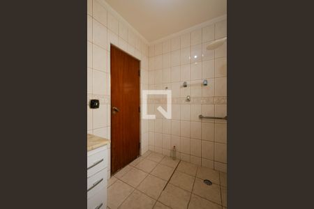 Casa à venda com 192m², 2 quartos e 3 vagasBanheiro