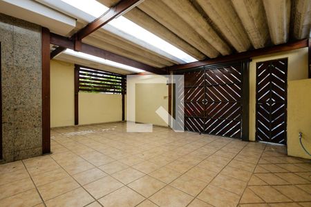 Casa à venda com 192m², 2 quartos e 3 vagasGaragem