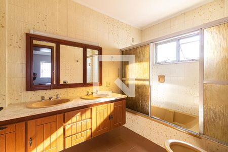 Banheiro do Quarto 1 de apartamento à venda com 3 quartos, 260m² em Perdizes, São Paulo