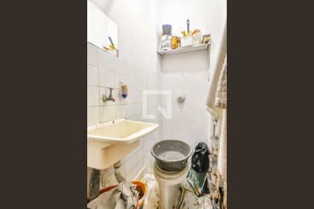 Apartamento à venda com 117m², 2 quartos e sem vagaBanheiro de serviço