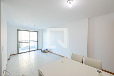 Sala de apartamento para alugar com 2 quartos, 100m² em Santa Rosa, Niterói