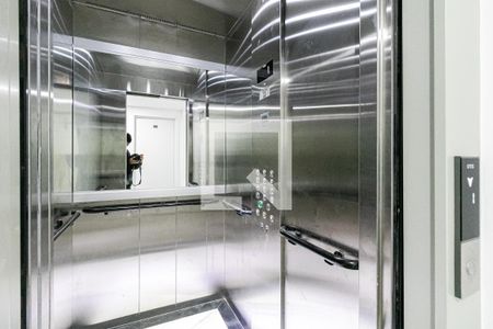 Apartamento para alugar com 35m², 2 quartos e sem vagaElevador