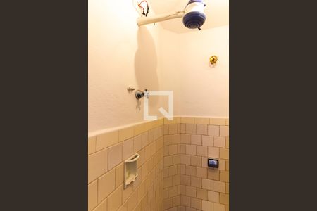 Apartamento à venda com 95m², 2 quartos e sem vagaBanheiro de serviço