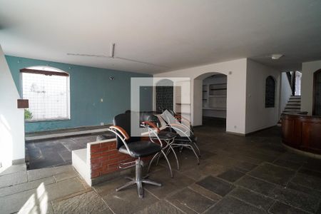 Casa para alugar com 300m², 3 quartos e 3 vagas Casa para alugar com 300m², 3 quartos e 3 vagasSalão de Festas