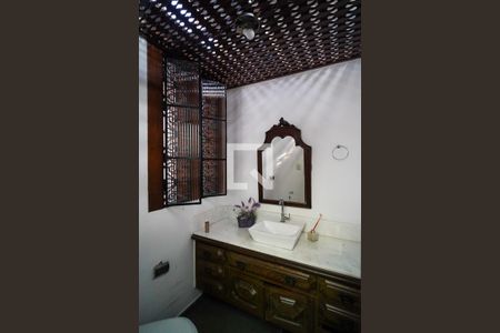 Casa para alugar com 300m², 3 quartos e 3 vagas Casa para alugar com 300m², 3 quartos e 3 vagasBanheiro