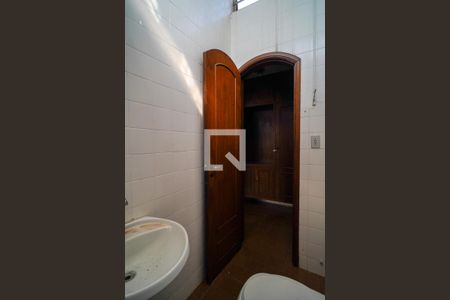 Casa para alugar com 300m², 3 quartos e 3 vagas Casa para alugar com 300m², 3 quartos e 3 vagasBanheiro de serviço