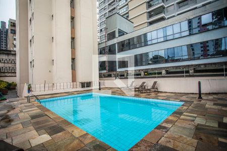 Apartamento à venda com 41m², 1 quarto e 1 vagaÁrea comum - Piscina