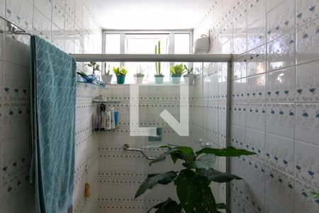 Apartamento à venda com 120m², 3 quartos e 2 vagas Apartamento à venda com 120m², 3 quartos e 2 vagasBanheiro da Suíte