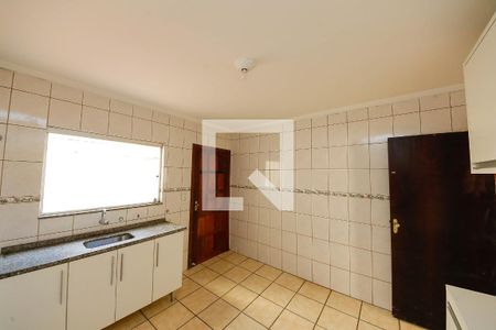 Casa à venda com 69m², 2 quartos e 1 vagaCozinha