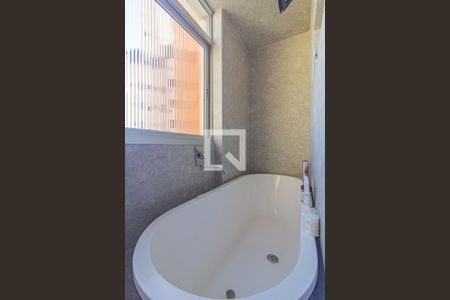 Apartamento à venda com 140m², 2 quartos e sem vaga Apartamento à venda com 140m², 2 quartos e sem vagaBanheiro do Quarto 1