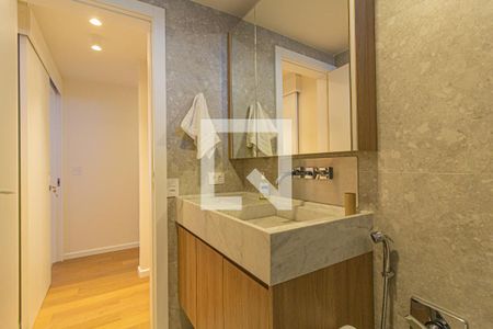Apartamento à venda com 140m², 2 quartos e sem vaga Apartamento à venda com 140m², 2 quartos e sem vagaBanheiro Social