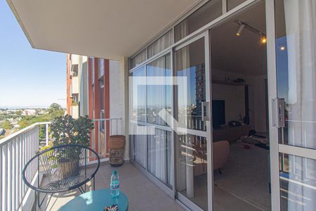 Apartamento à venda com 140m², 2 quartos e sem vaga Apartamento à venda com 140m², 2 quartos e sem vagaSacada