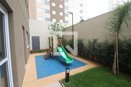 Apartamento para alugar com 35m², 2 quartos e sem vagaÁrea comum - Playground