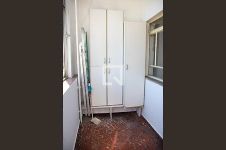 Apartamento à venda com 96m², 2 quartos e 2 vagasÁrea de Serviço