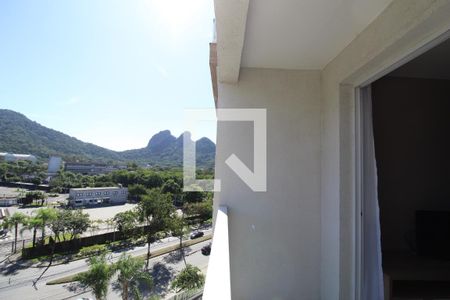 Varanda de kitnet/studio à venda com 1 quarto, 45m² em Jacarepaguá, Rio de Janeiro
