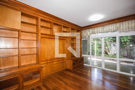 Biblioteca de casa à venda com 4 quartos, 630m² em Jardim Guedala, São Paulo