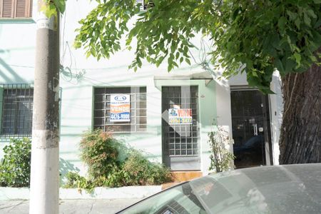 Casa à venda com 130m², 2 quartos e sem vagaFachada