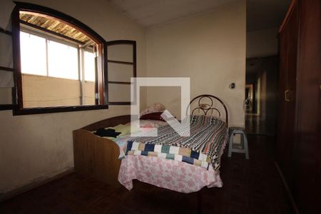 Casa à venda com 158m², 3 quartos e 2 vagasQuarto 3